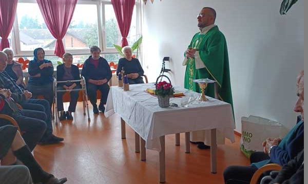 Sv. Misa uoči blagdana Svih Svetih u Podružnici Otočac