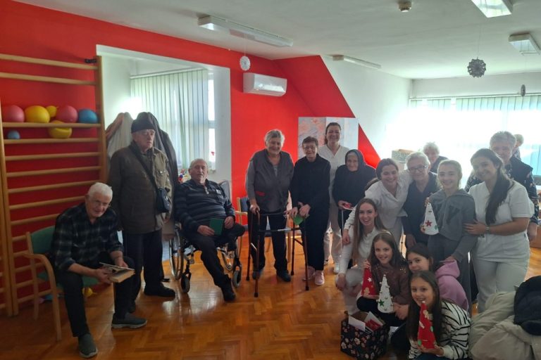 Posjet školskog volonterskog kluba učenika O.Š. Dr. Jure Turića iz Gospića