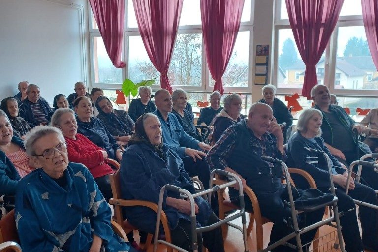 Zabava povodom božićnih i novogodišnjih blagdana u Podružnici Otočac