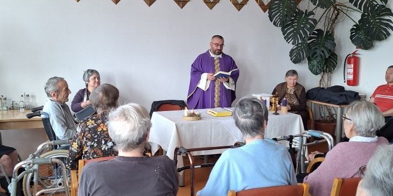 Sv. Misa za Božić i božićne blagdane u Podružnici Otočac