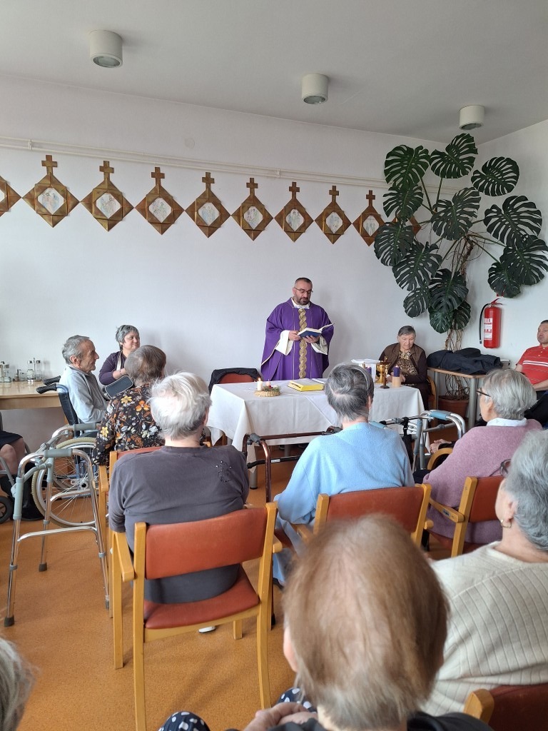 Sv. Misa za Božić i božićne blagdane u Podružnici Otočac