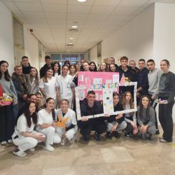 Učenici Strukovne škole u Gospiću sudjelovali u kreativnoj uskrsnoj radionici