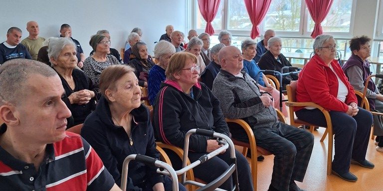 Sv. Misa uoči Uskrsa u Podružnici Otočac