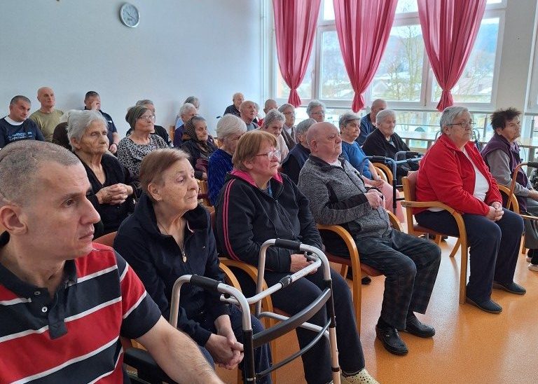 Sv. Misa uoči Uskrsa u Podružnici Otočac