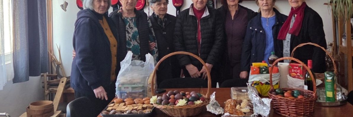 Posjet članica SKD „Prosvjeta“ Udbina korisnicima Doma, Podružnica Udbina povodom blagdana Uskrsa