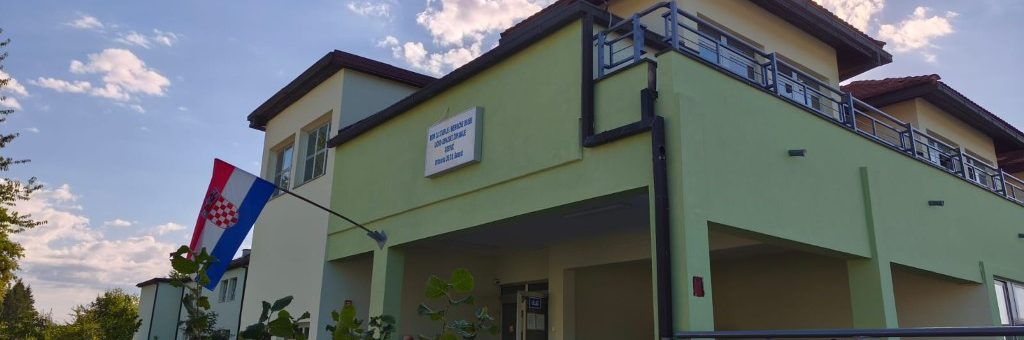 Završena sanacija pročelja novog dijela Doma u Gospiću
